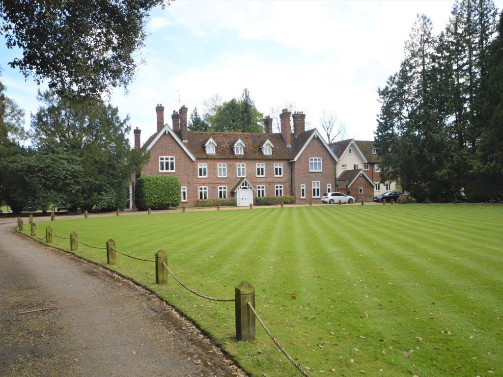 2 bed flat to rent in Coopers Green Lane, Hatfield AL10 Zoopla