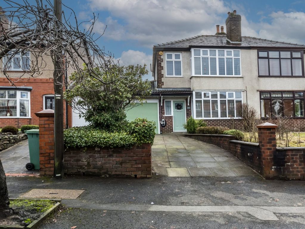 3 bed semidetached house for sale in Park Road, Westhoughton, Bolton