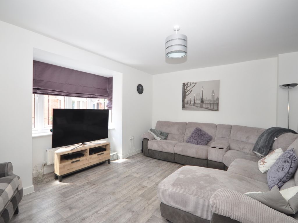 3 bed semidetached house to rent in Normandy Road, Fareham PO14 Zoopla