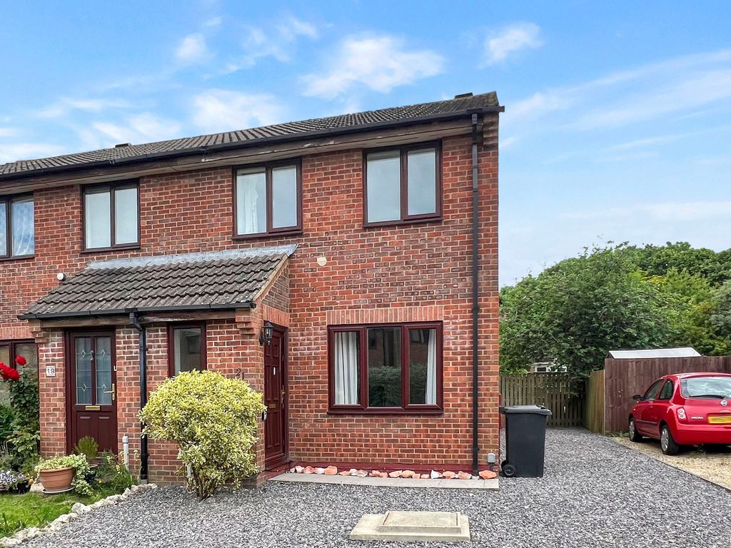 3 bed semidetached house for sale in Wiltshire Way, Westbury BA13, £