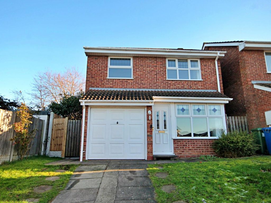 3 bed detached house for sale in Goldcrest, Wilnecote, Tamworth B77, £