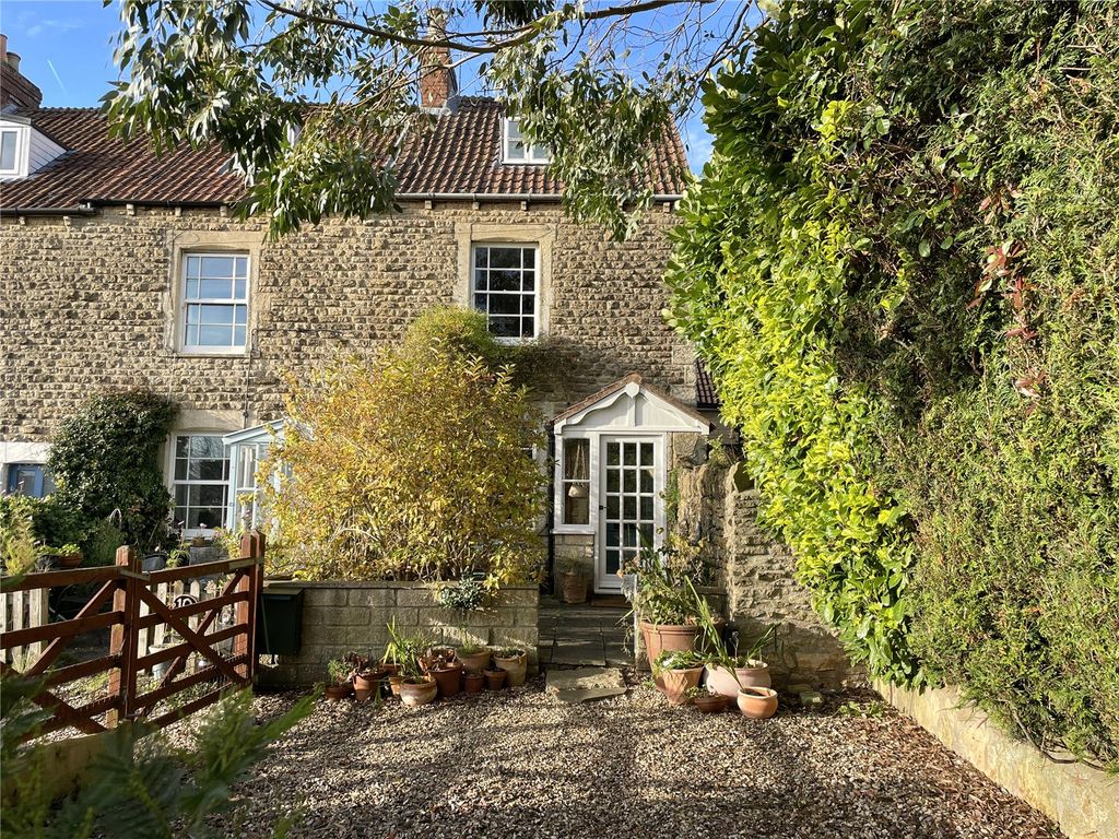 3 bed terraced house for sale in Salisbury Terrace, Frome BA11, £