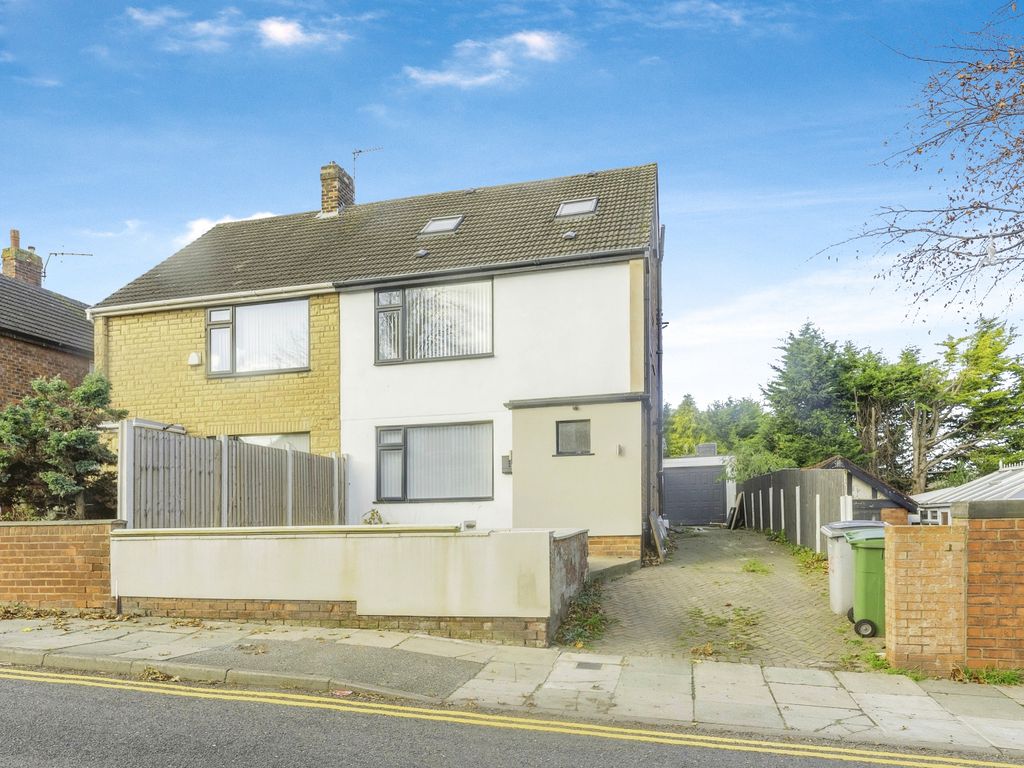 4 bed semidetached house for sale in Manor Road, Wallasey CH44, £