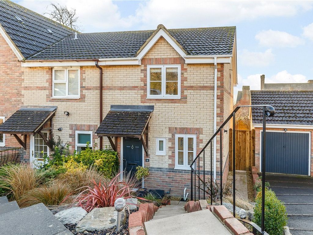 2 bed detached house to rent in Hawkins Meadow, Marlborough, Wiltshire