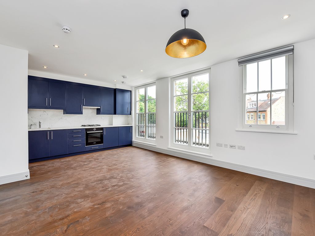 2 bed flat to rent in Very Near Blakesley Avenue Area, Ealing Broadway