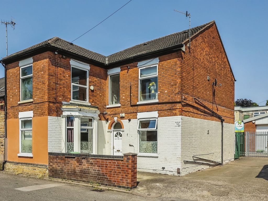 2 bed flat for sale in Lincoln Street, Old Basford, Nottingham NG6, £