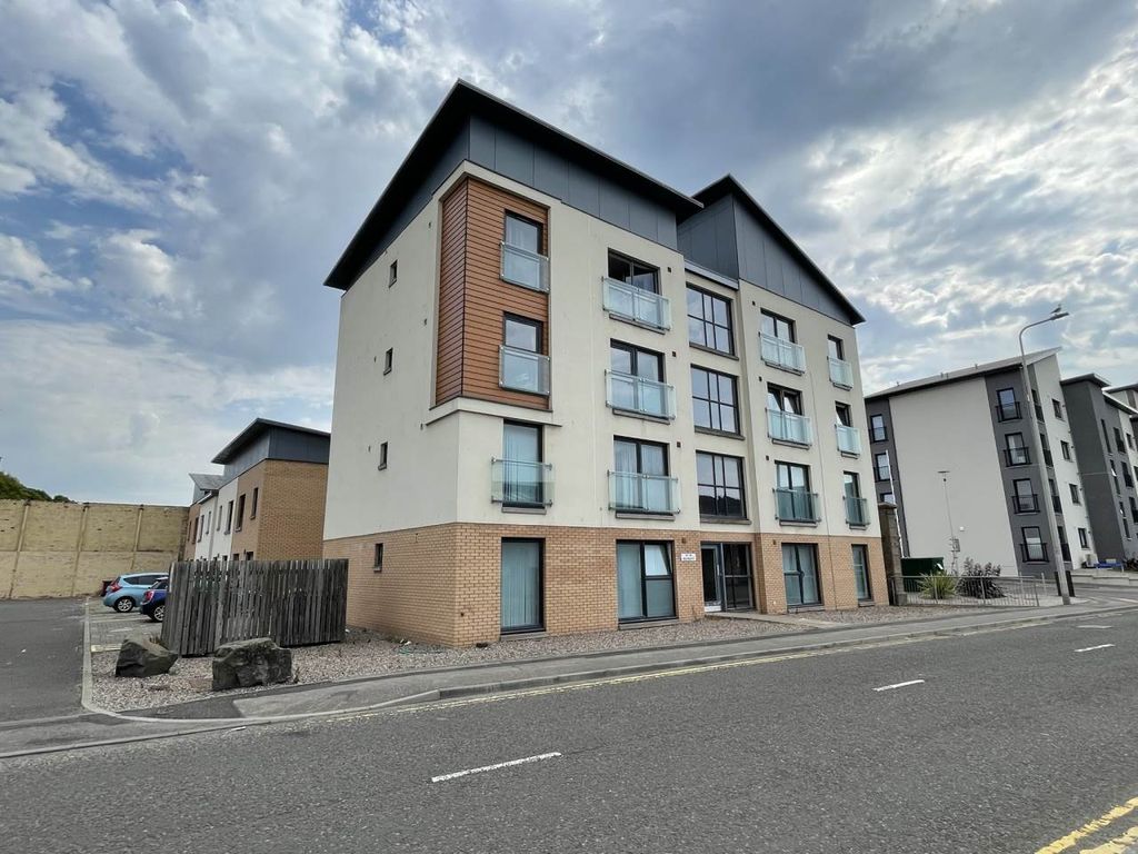 2 bed flat to rent in Bellfield Street, Dundee DD1, £1,000 pcm Zoopla