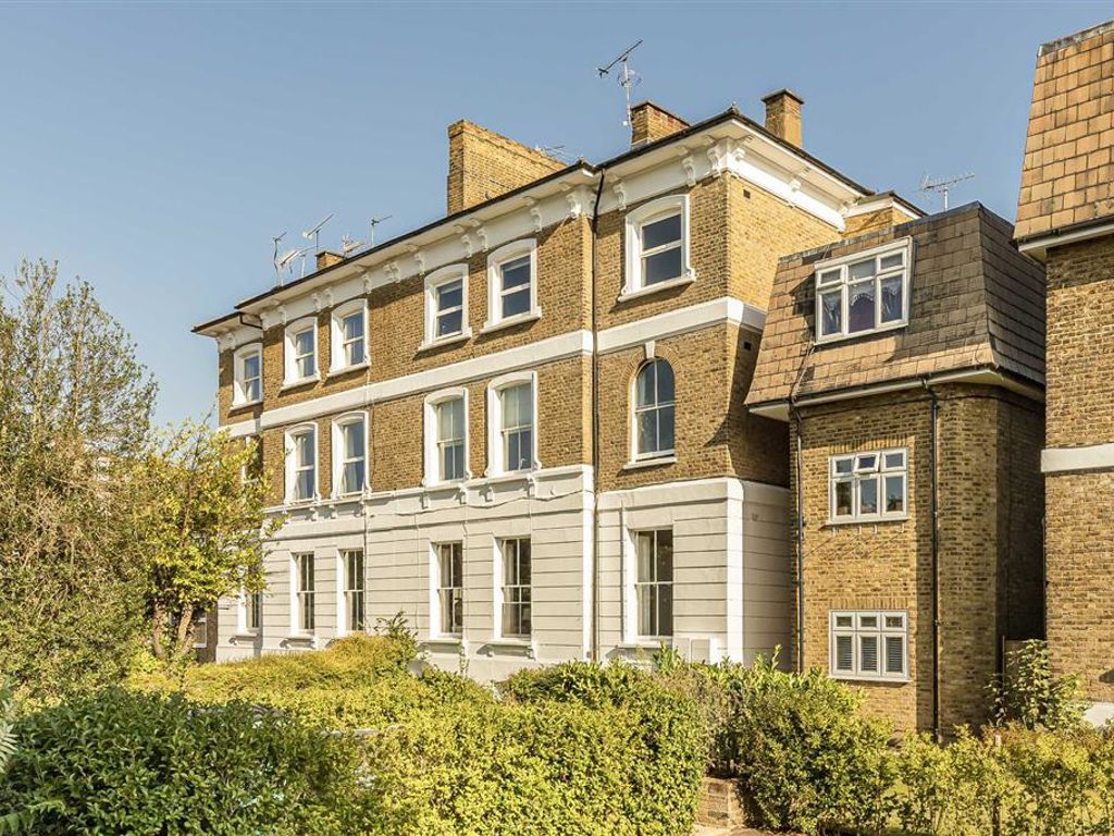 2 bed flat for sale in Hampton Road, Teddington TW11, £465,000 Zoopla