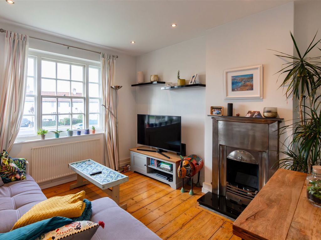 2 bed for sale in The Roundway, London N17, £340,000 Zoopla