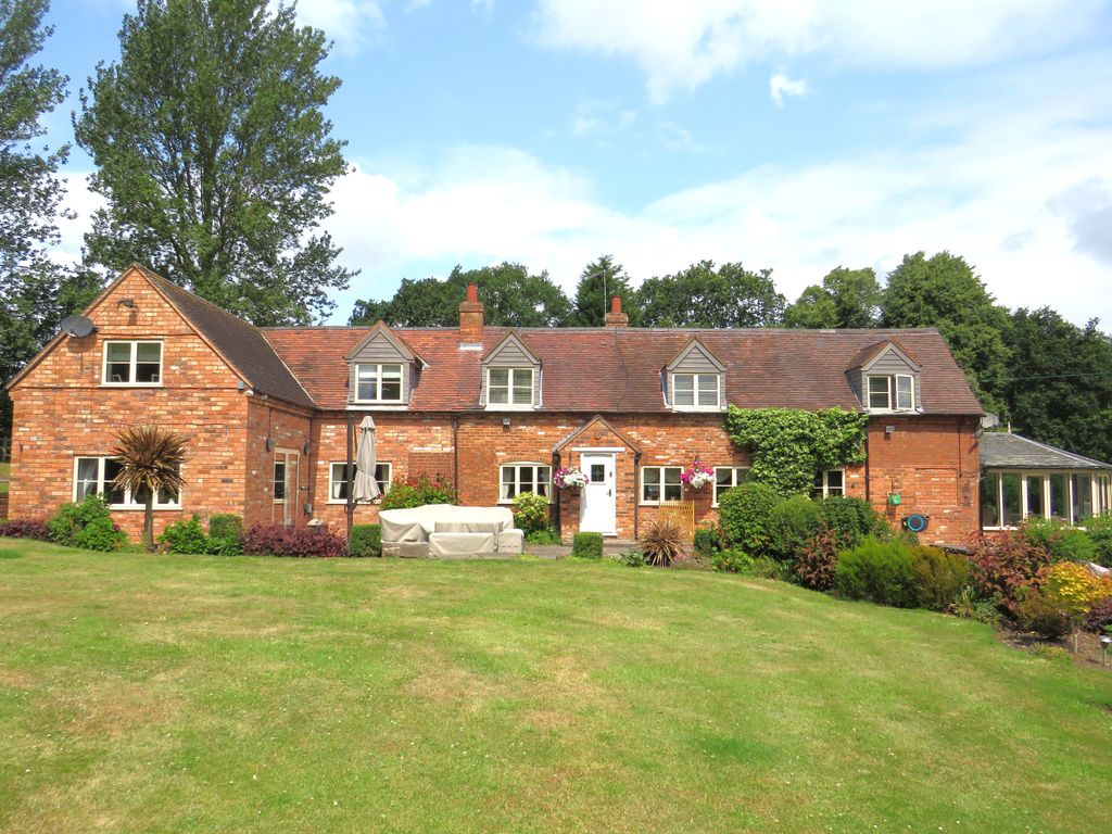 4 bed detached house to rent in Withy Hill Road, Sutton Coldfield B75