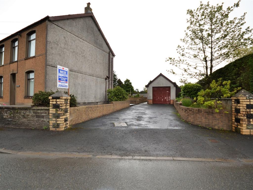 3 bed semidetached house for sale in Capel Seion Road, Pontyberem
