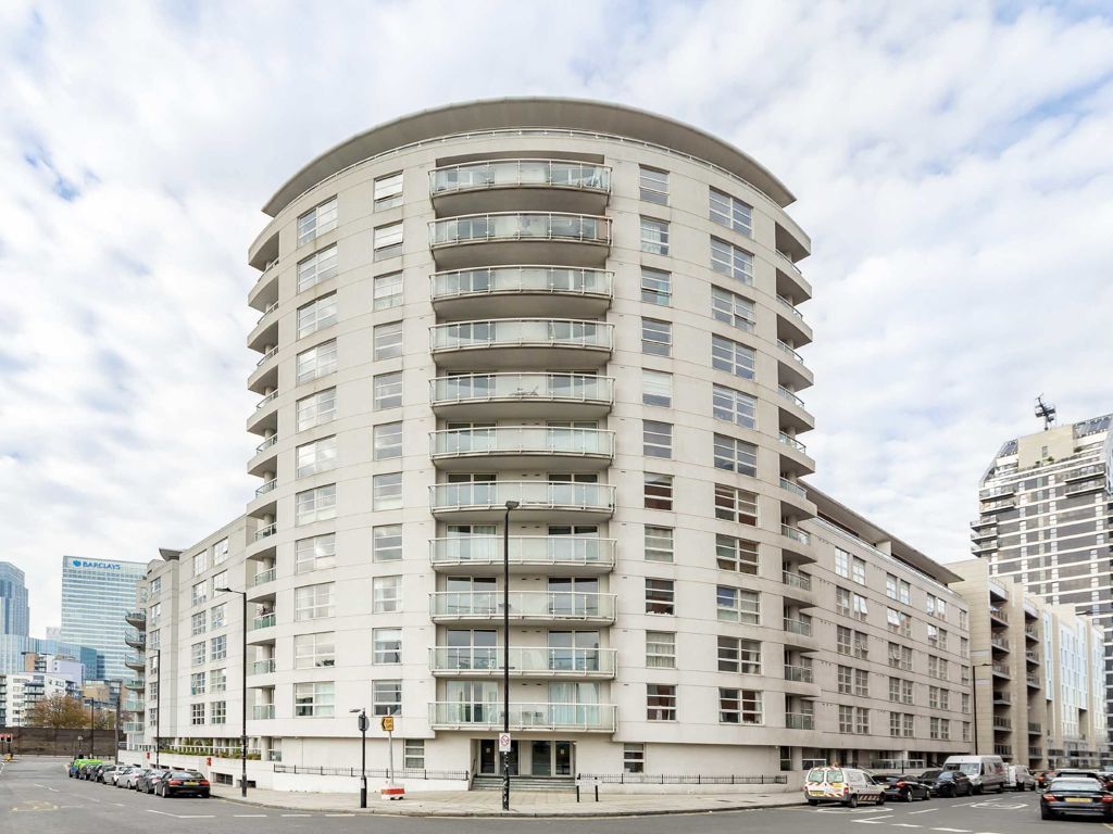 2 bed flat to rent in Blackwall Way, London E14 Zoopla