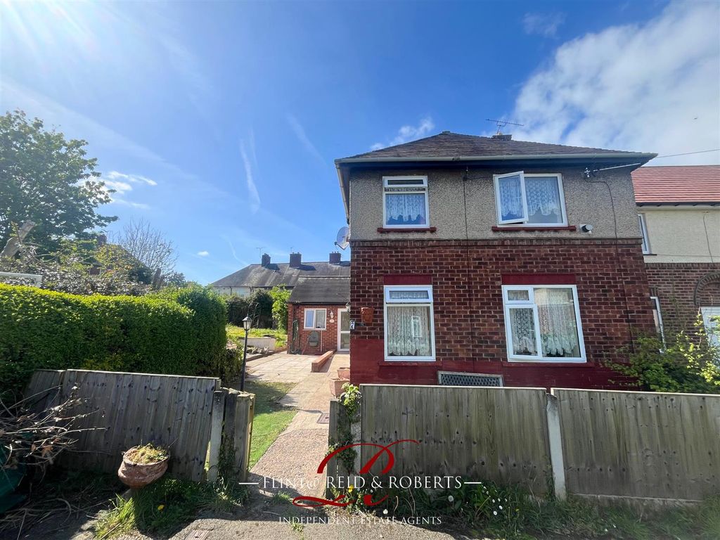 4 bed end terrace house for sale in Hafod, Flint CH6, £159,950 Zoopla