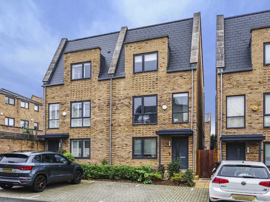 Well Grove Whetstone London N20