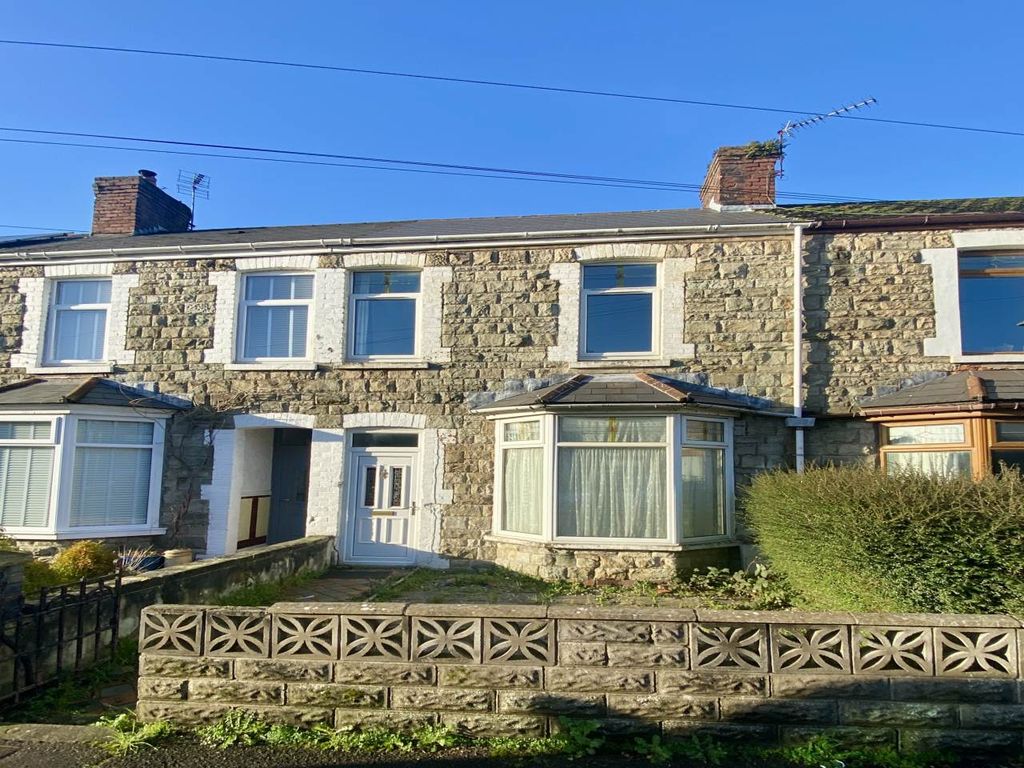 3 bed terraced house to rent in Grove Road, Bridgend CF31, £1,025 pcm