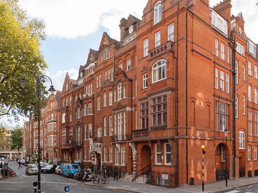 2 bed flat for sale in Cadogan Gardens, London SW3, £1,750,000 Zoopla