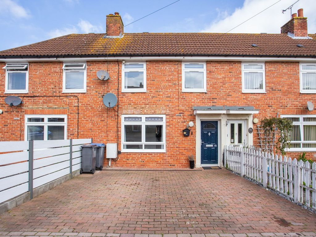2 bed terraced house for sale in Hyde Place, Aylesham CT3, £230,000 Zoopla