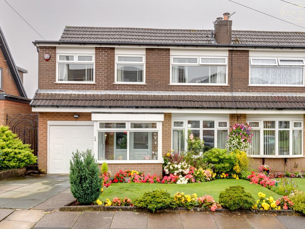 5 bed semidetached house for sale in Bond Close, Horwich, Bolton BL6
