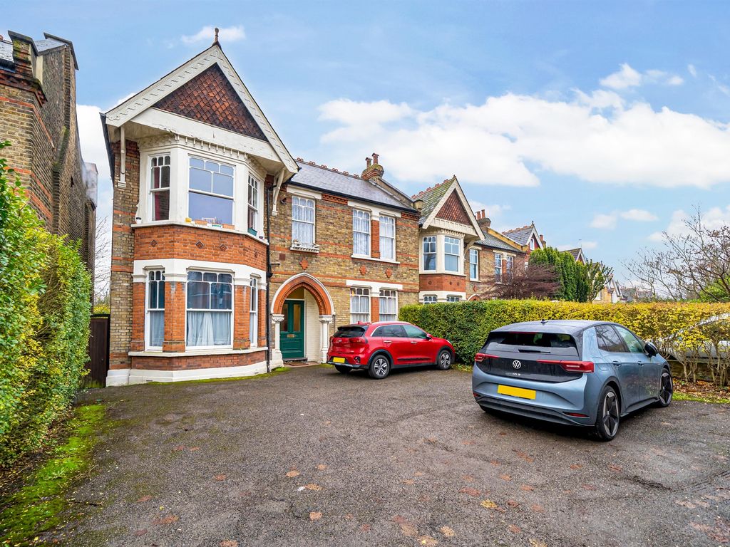 1 bed flat for sale in Madeley Road, London W5, £470,000 Zoopla