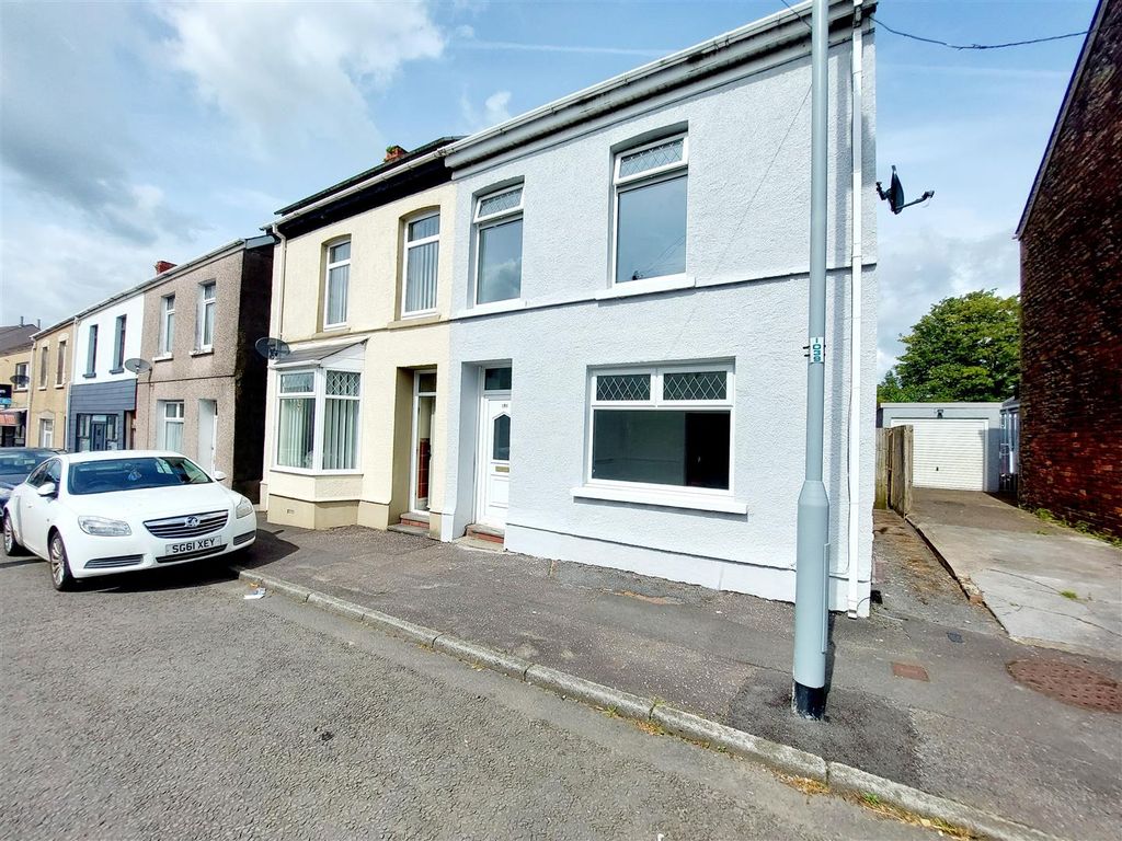 3 bed semidetached house for sale in St. Teilo Street, Pontarddulais