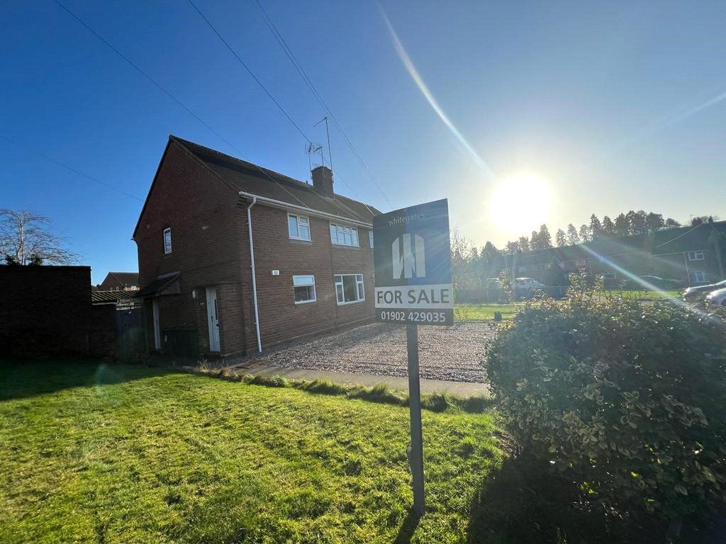 1 bed flat for sale in Clee Hill Drive, Wolverhampton, West Midlands