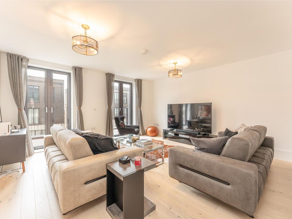 3 bed end terrace house for sale in Henry Darlot Drive, Millbrook Park