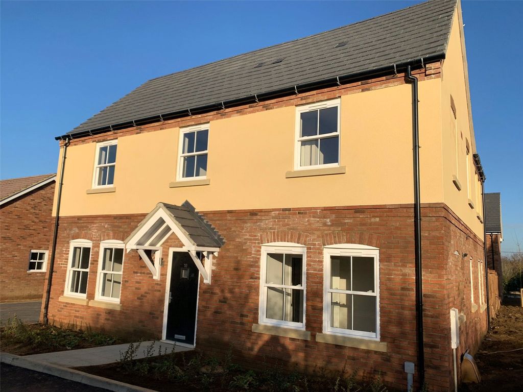 New home, 5 bed detached house for sale in Fletton Drive, Newton