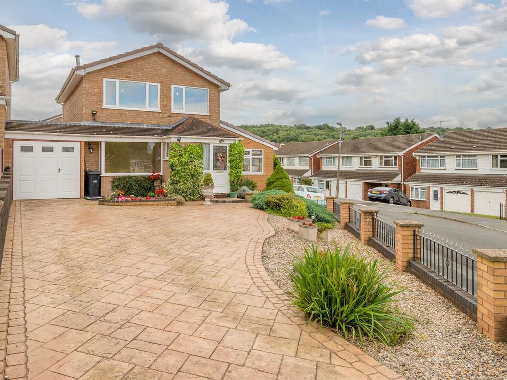 4 bed detached house for sale in Park Ridge Drive, Halesowen B63 Zoopla