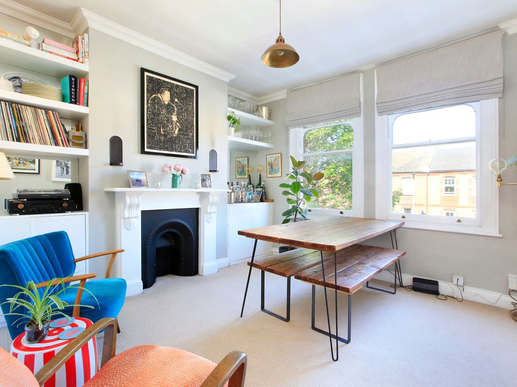 2 bed flat for sale in Queenstown Road, London SW8, £575,000 Zoopla