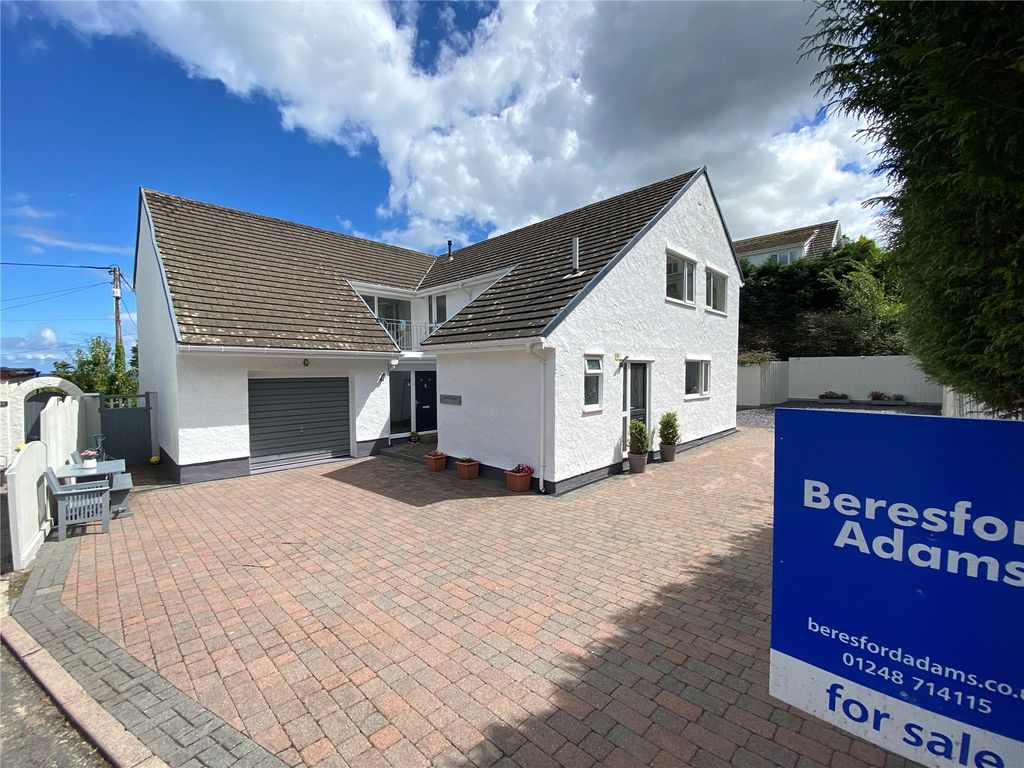 7 bed detached house for sale in Ffordd Cynlas, Benllech, Anglesey, Sir