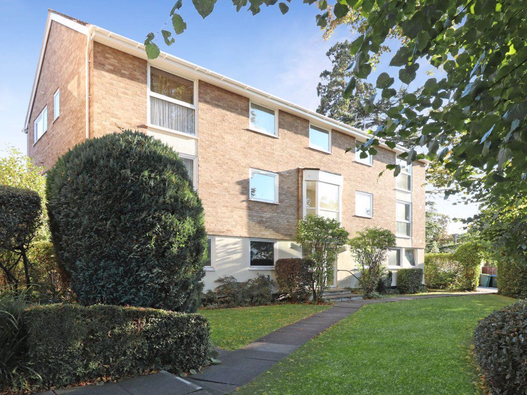 2 bed flat to rent in The Park, Leckhampton, Cheltenham GL50 Zoopla