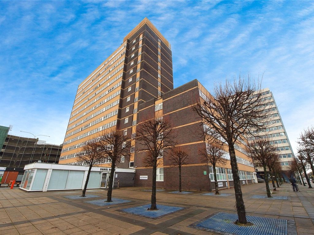 2 bed flat for sale in Trinity Road, Bootle, Merseyside L20, £35,000