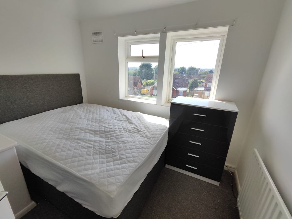 Room to rent in Whitley Wood Road, Reading RG2, £775 pcm Zoopla