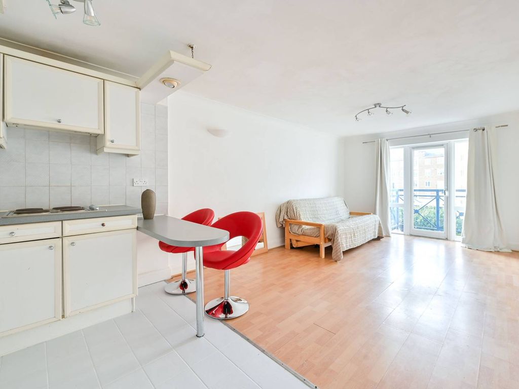 Studio for sale in Rotherhithe Street, Rotherhithe, London SE16, £