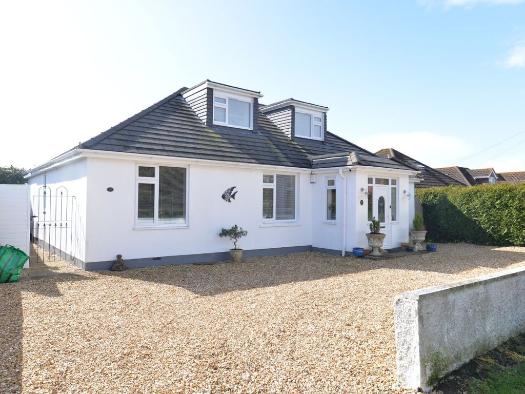 5 bed bungalow for sale in Heath Road, Hordle, Lymington, Hampshire SO41 Zoopla