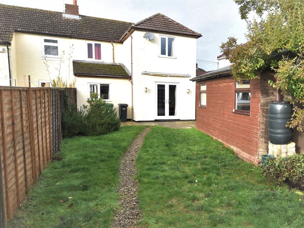 3 bed semidetached house for sale in Bowness Avenue, Didcot