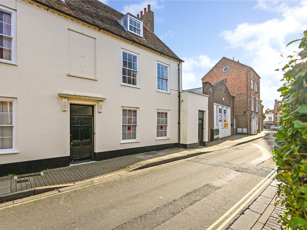 1 bed flat for sale in Little London, Chichester PO19, £190,000 Zoopla