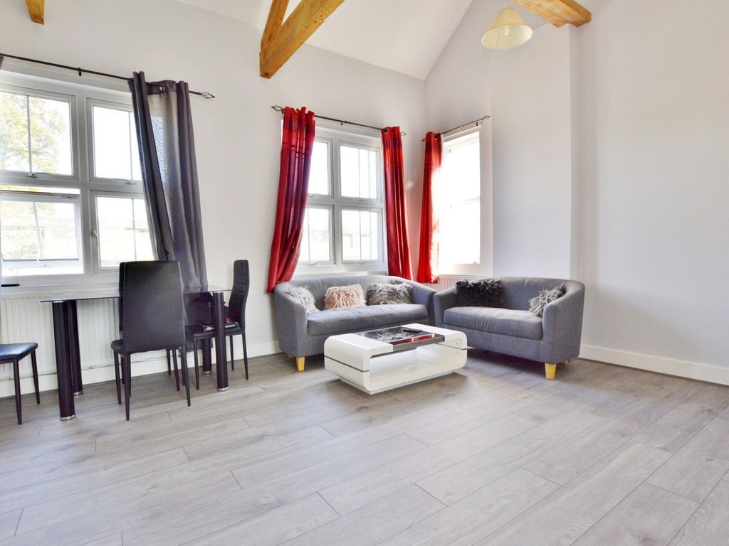 2 bed flat for sale in Winchelsea Road, Forest Gate E7, £300,000 Zoopla