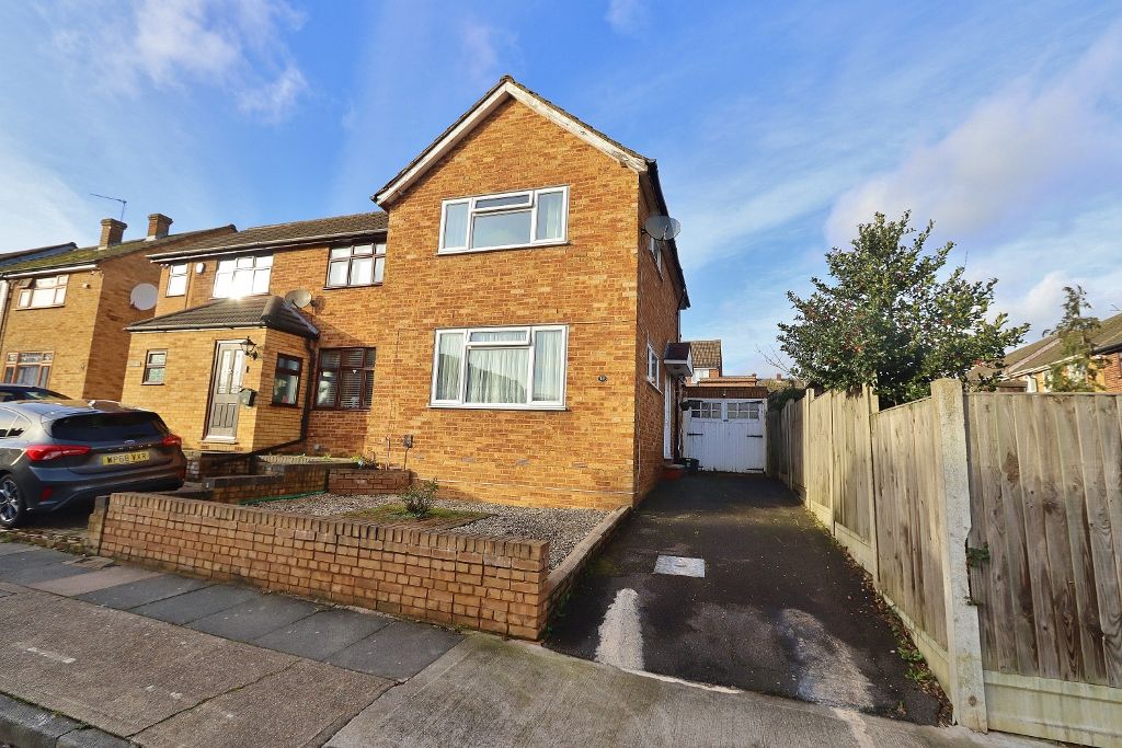 2 bed semidetached house for sale in Archway, Harold Hill, Romford RM3
