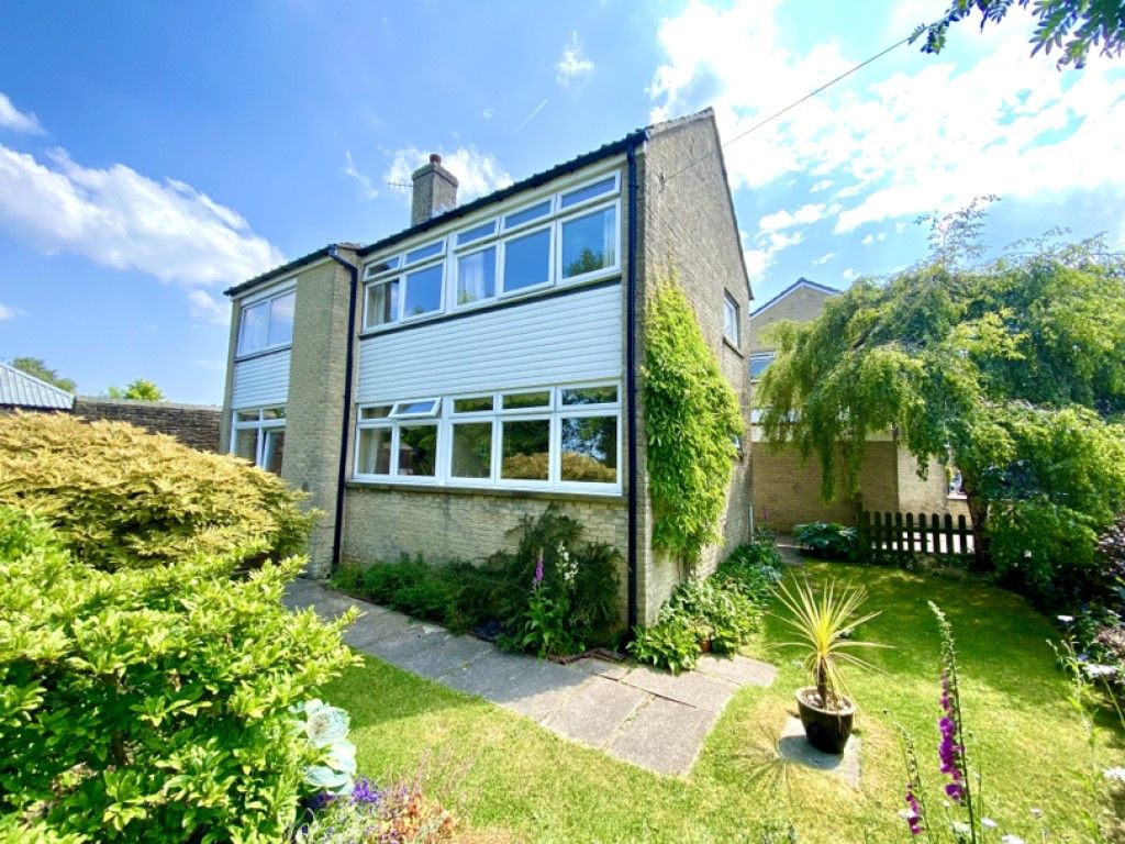 4 bed detached house for sale in Lees Bank Road, Cross Roads, Keighley
