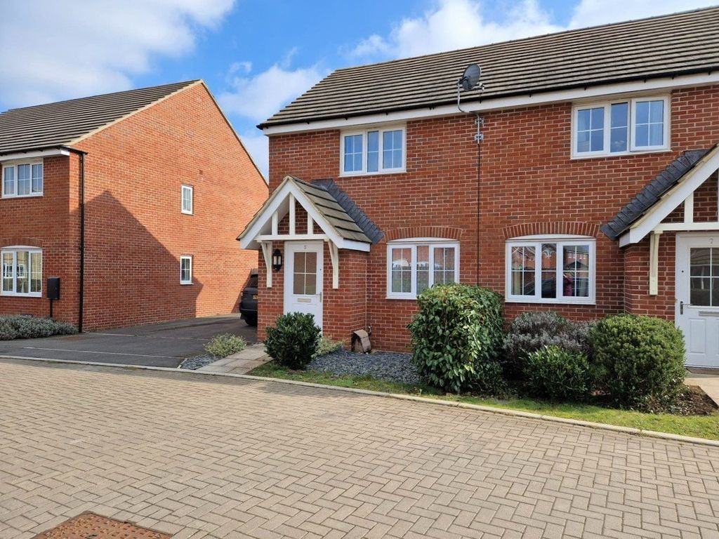 2 bed semidetached house for sale in Watchfield, Oxfordshire SN6 Zoopla
