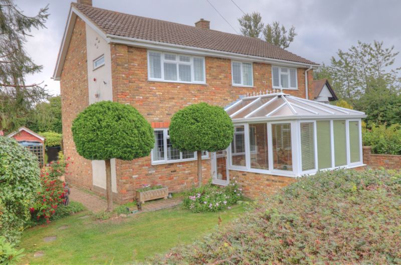 4 bed detached house for sale in Green Lane, Stokenchurch, High