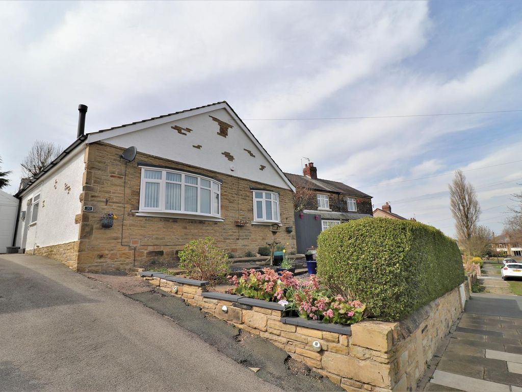 3 bed detached bungalow for sale in Radfield Drive, Odsal, Bradford BD6