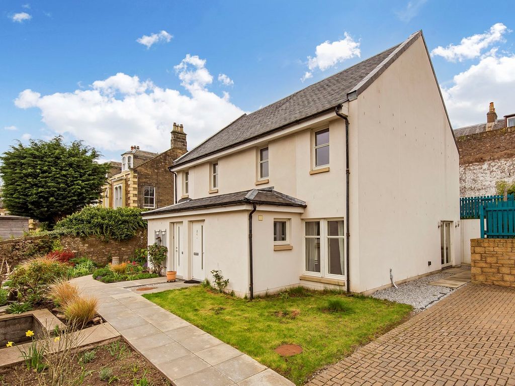 3 bed semidetached house for sale in East Burnside, Cupar KY15 Zoopla