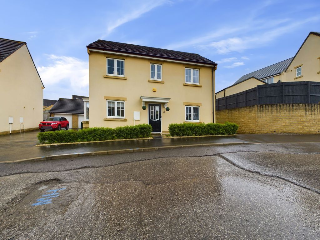 4 bed detached house for sale in Brompton Drive, Apperley Bridge