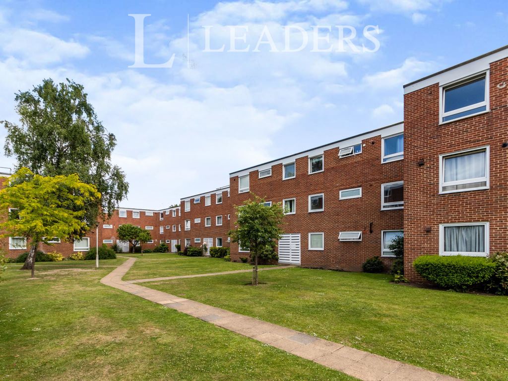 2 bed flat to rent in Rodwell Court, Walton On Thames KT12 Zoopla