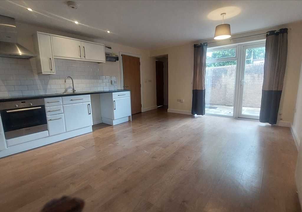 1 bed flat to rent in Denbigh House, Cheviot Square, Winsford CW7, £500