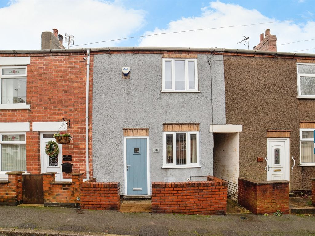 2 bed terraced house for sale in Wood Street, Ripley DE5, £127,500 Zoopla
