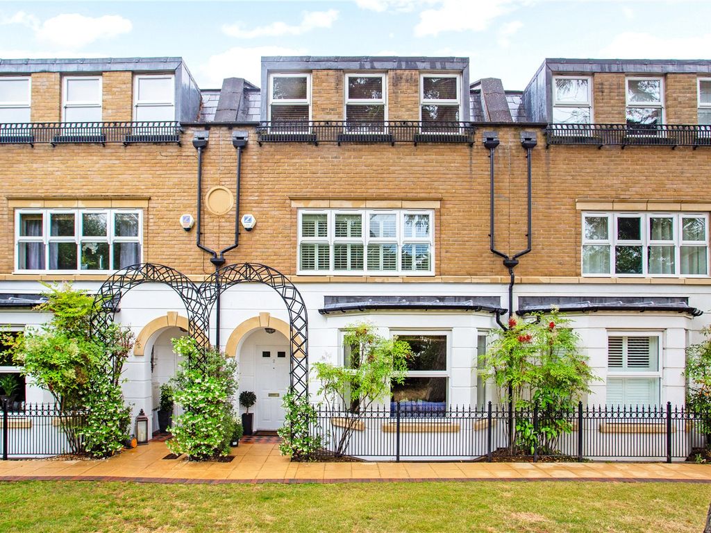 4 bed terraced house for sale in Duchess Court, Oatlands Drive, Weybridge, Surrey KT13 Zoopla
