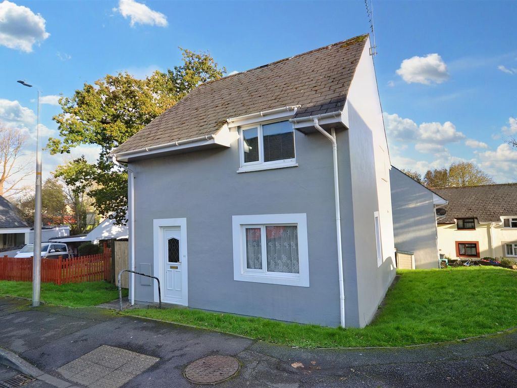 2 bed detached house for sale in Garfield Gardens, Coxhill, Narberth